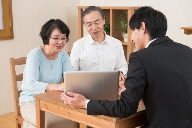 老後も安心できる住まい選び：セカンドライフのための家探しのイメージ画像